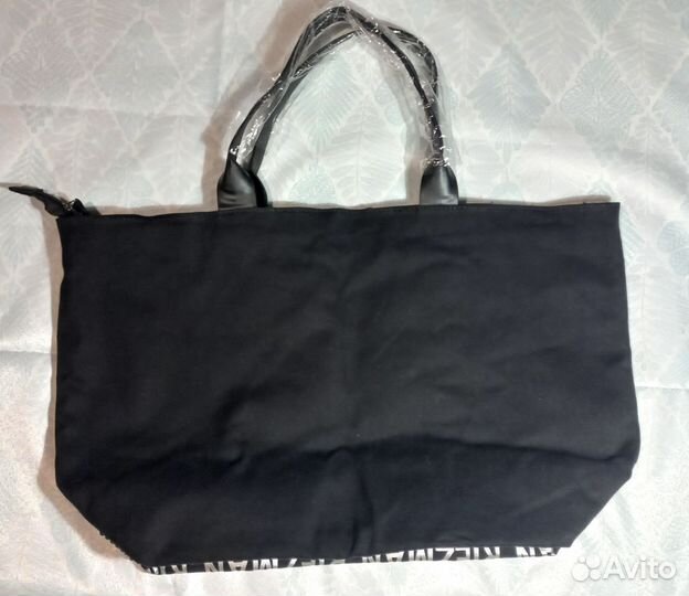 Сумка с пайетками новая