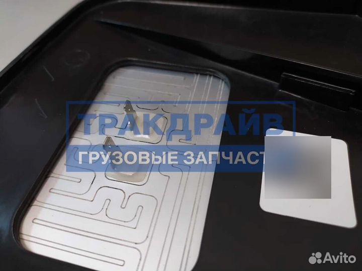 Стекло зеркала Renault Magnum с подогревом 460х183 мм