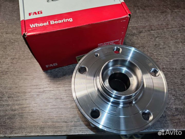 Ступица колеса с подшипником VAG