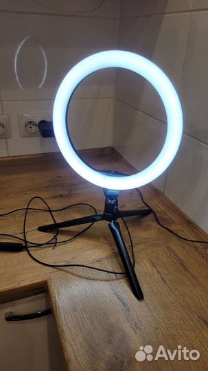 Кольцевая лампа со штативом бу