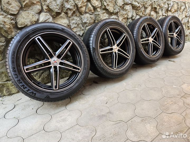R17 Vossen 5/114.3