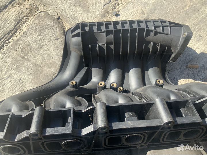 Коллектор впускной Mercedes om612