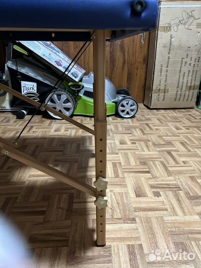 Массажный стол , кушетка