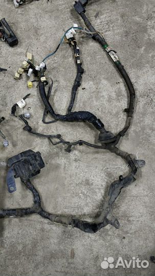 Фишки моторной проводки Toyota Avensis 2