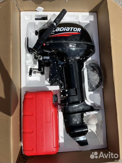 Лодочный мотор Gladiator 9.9
