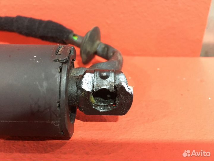 Амортизатор багажника для Land Rover (Б/У)