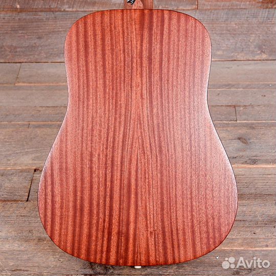 Электроакустическая гитара Martin DJr-10E