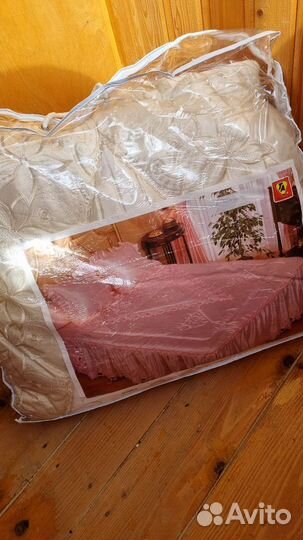 Покрывало на кровать новое