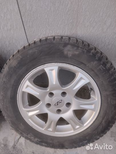 Formula Ice 215/65 R16 T