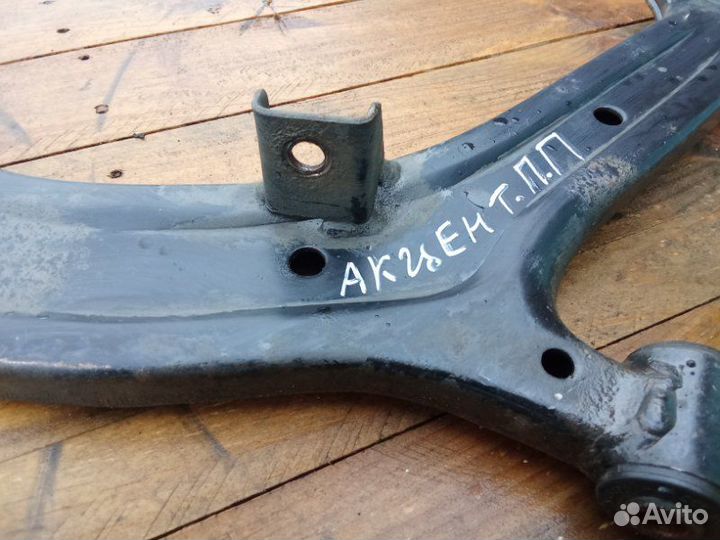 Рычаг передний правый Hyundai Accent 2 1.5 2008