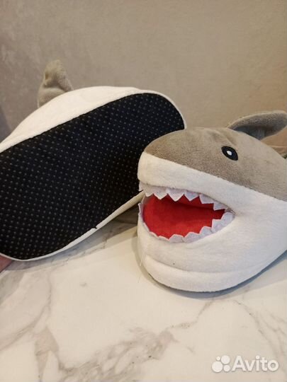 Тапочки детские акула