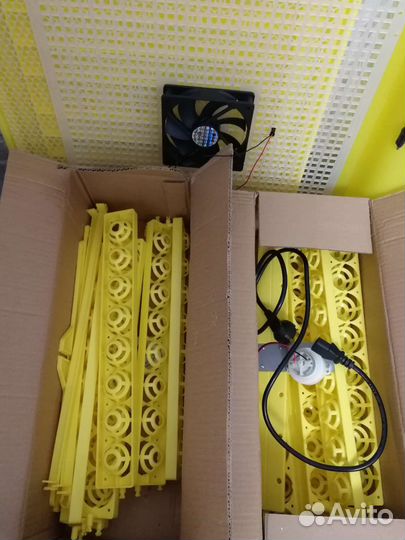 Инкубатор Hhd 96