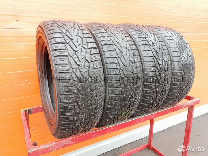 Nokian Tyres Hakkapeliitta 7 215/60 R16 95Q