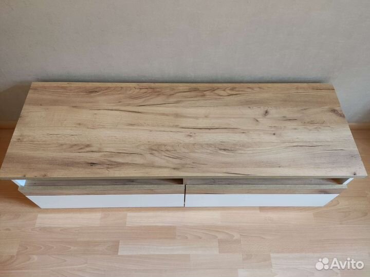 Тумба под телевизор