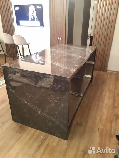 Рабочее место у окна