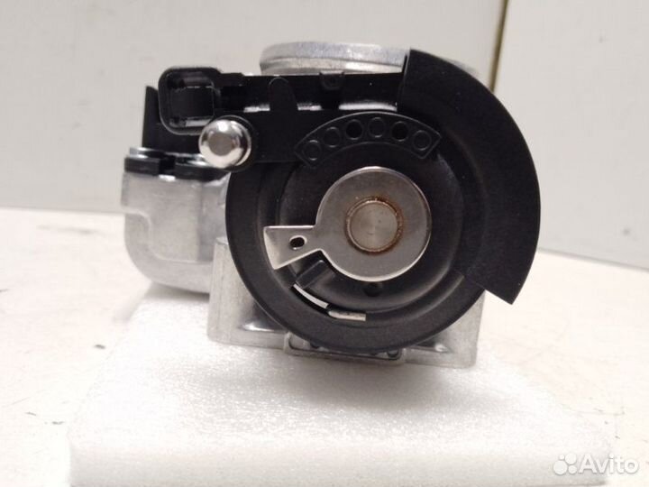 Заслонка дроссельная электрическая Audi A4 B5