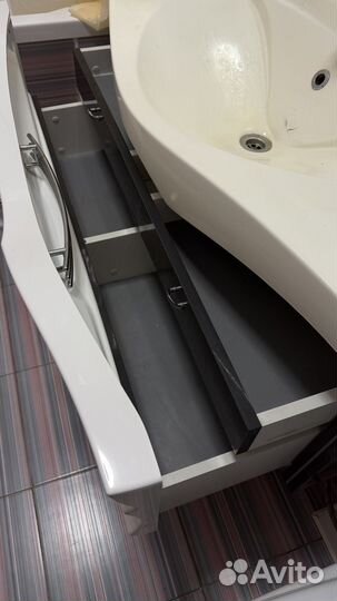 Тумба для ванной с раковиной