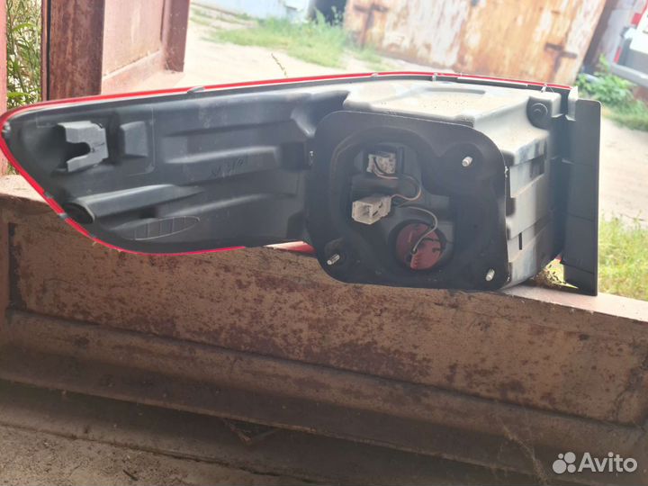 Фонарь задний правый в крыло Киа Рио 3 LED светоди