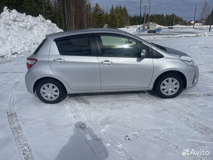 Toyota Vitz 1.0 CVT, 2019, 61 000 км