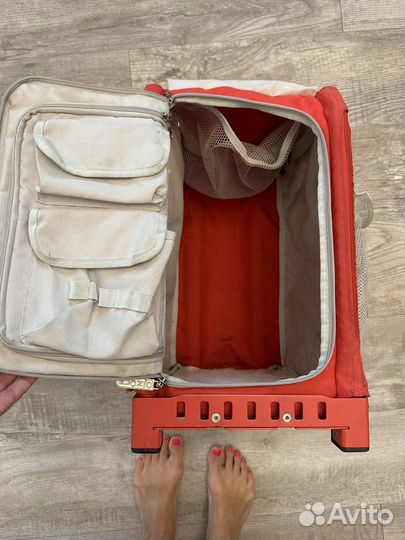 Сумка на колесиках с выдвижной ручкой zuca