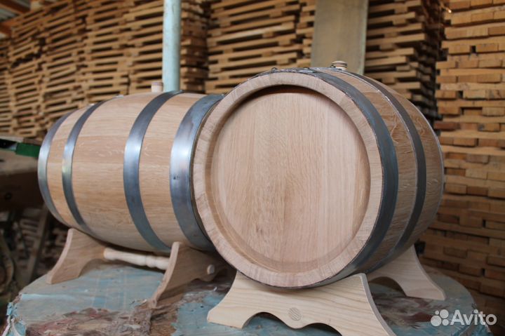 Дубовые бочки и кадушки