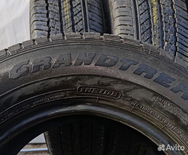 Dunlop Grandtrek ST30 225/65 R17