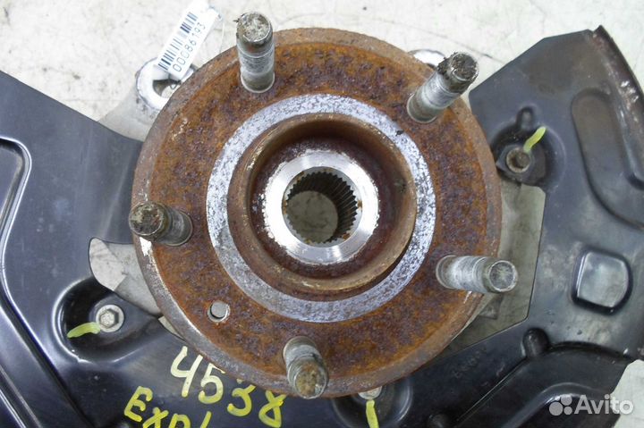 Кулак поворотный правый Ford Explorer 5