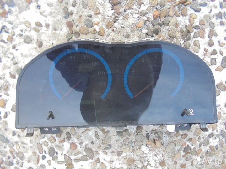 Щиток приборов Toyota Premio AZT240 1AZ-FSE 2002/3