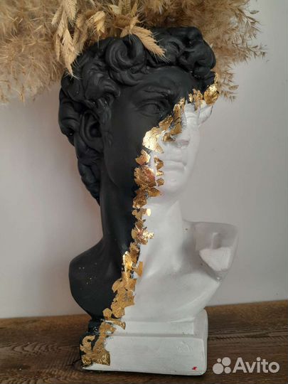 Кашпо с сухоцветами