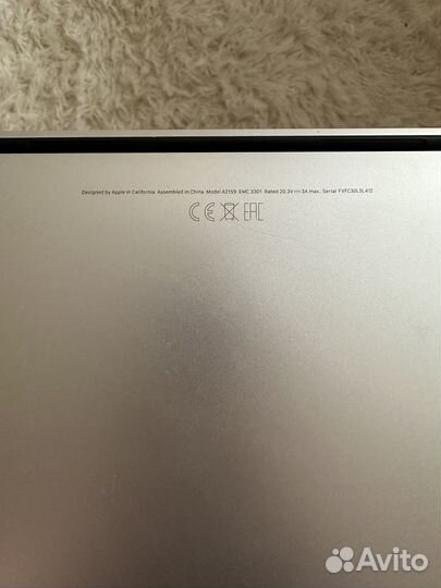 MacBook Pro 13 2019 Touch Bar