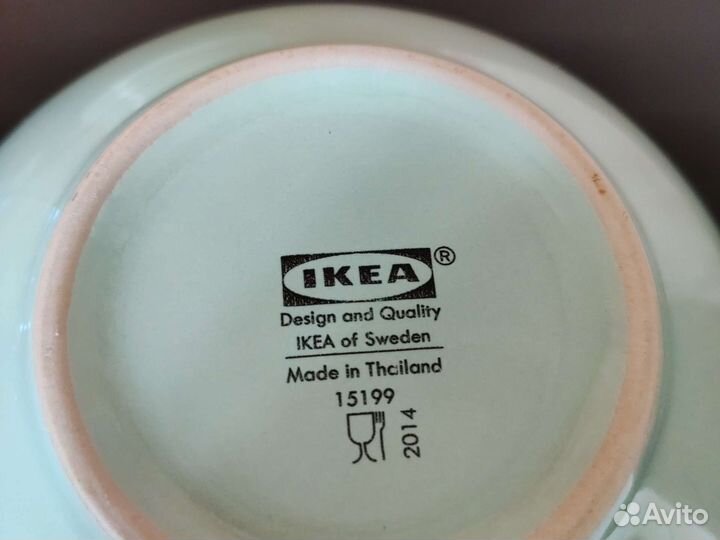 Тарелки, фужеры, подсвечники 