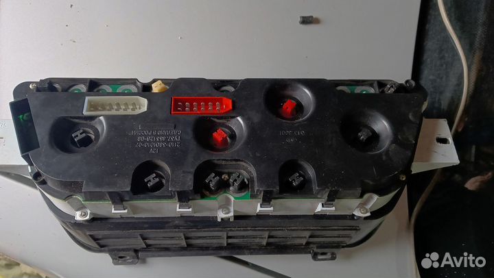 Комбинация приборов ваз 2110