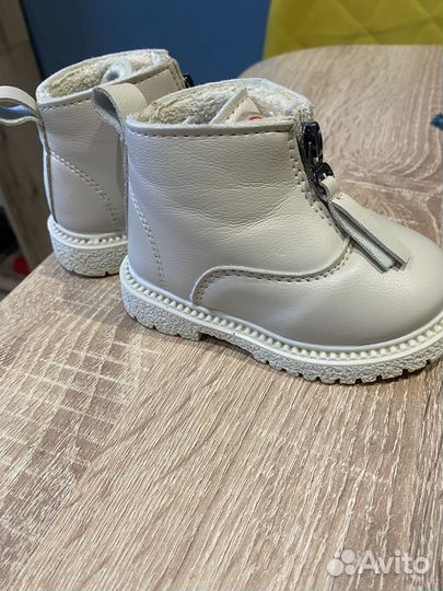 Ботинки для девочки