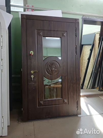 Замена. Панели накладки на входной двери