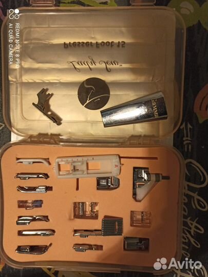 Универсальный комплект швейных лапок