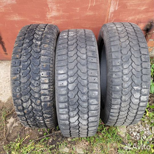 Yokohama F700Z 215/60 R17