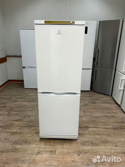 Холодильник индезит. Доставка