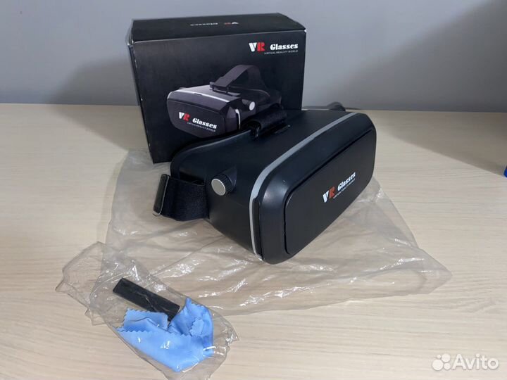 Очки виртуальной реальности для телефона