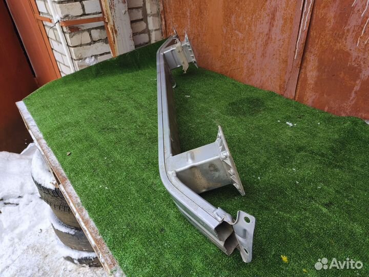 Усилитель переднего бампера Мерседес A160 W168