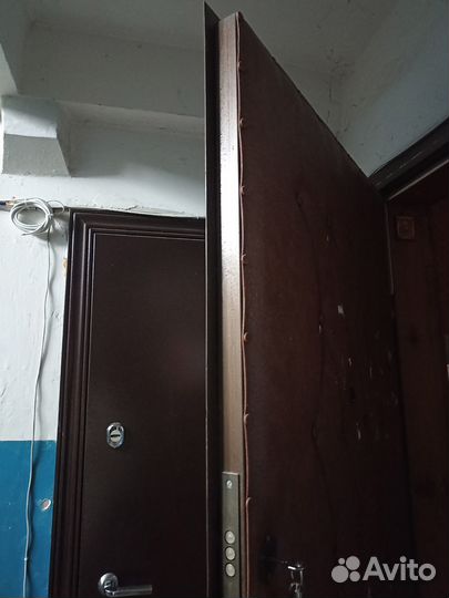 Дверь входная металлическая