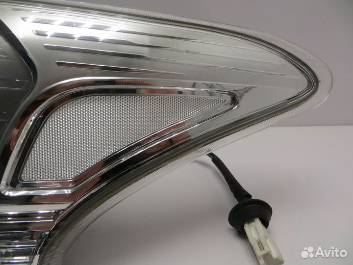 Фонарь задний правый Mitsubishi Outlander 3 дорест