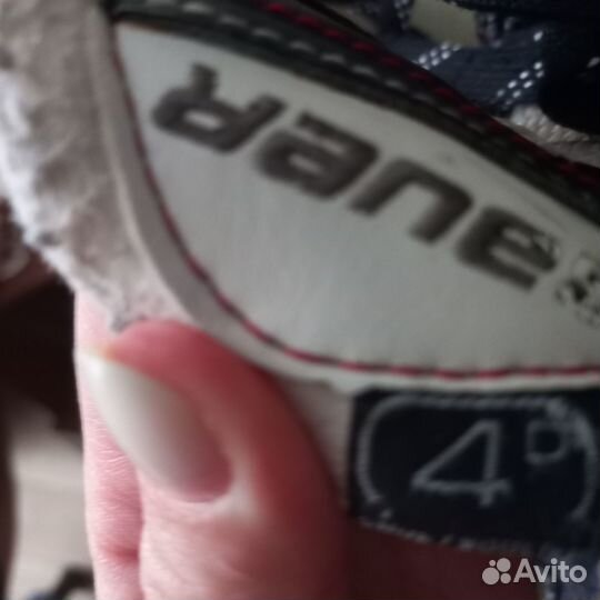 Хоккейные коньки bauer