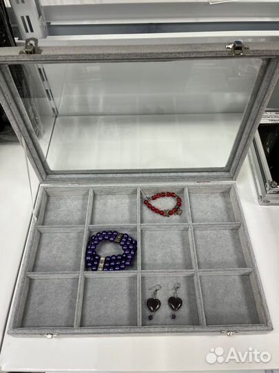 Шкатулка для бижутерии