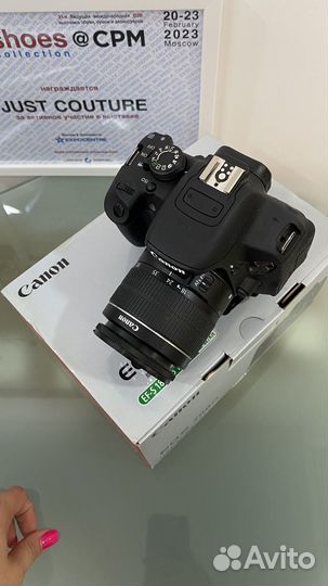 Зеркальный фотоаппарат canon eos 700d kit 18-55