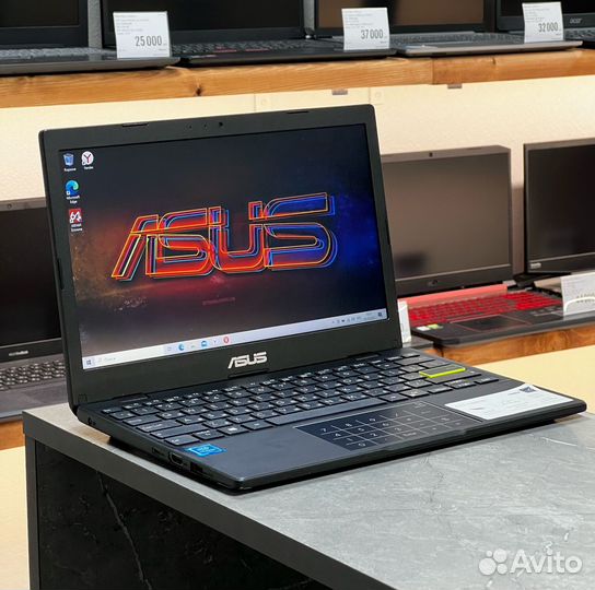 Быстрый Asus 11.6