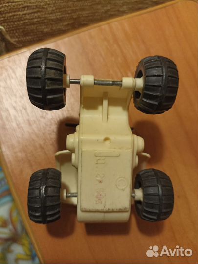 Машинки гоночные Буратино металл СССР,посуда СССР