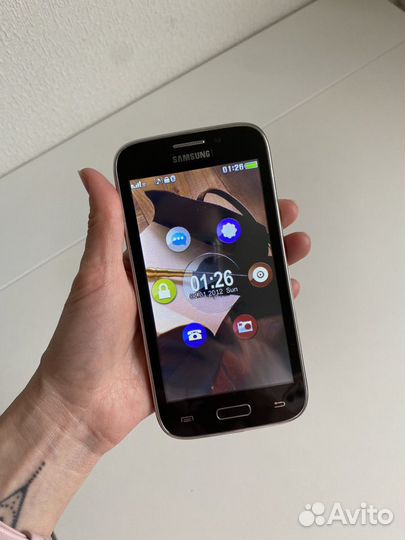 Samsung Galaxy Grand GT-I9082, 8 ГБ