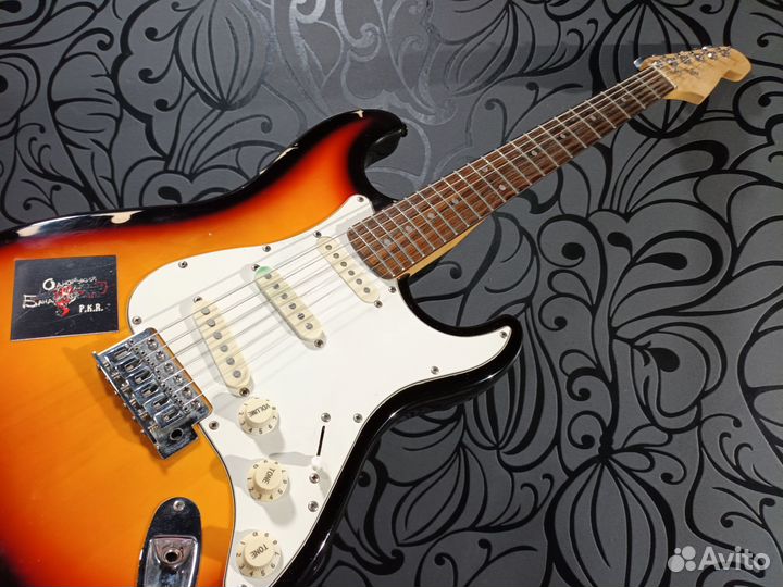 Электрогитара stratocaster sss