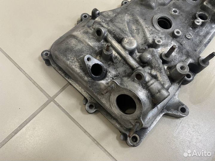 Крышка клапанов головки блока Toyota Land Cruiser Prado