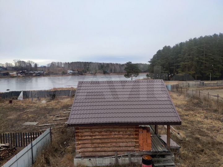 Дом 100 м² на участке 12,9 сот.